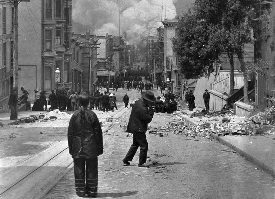 San Francisco Chinatown on fire 1906