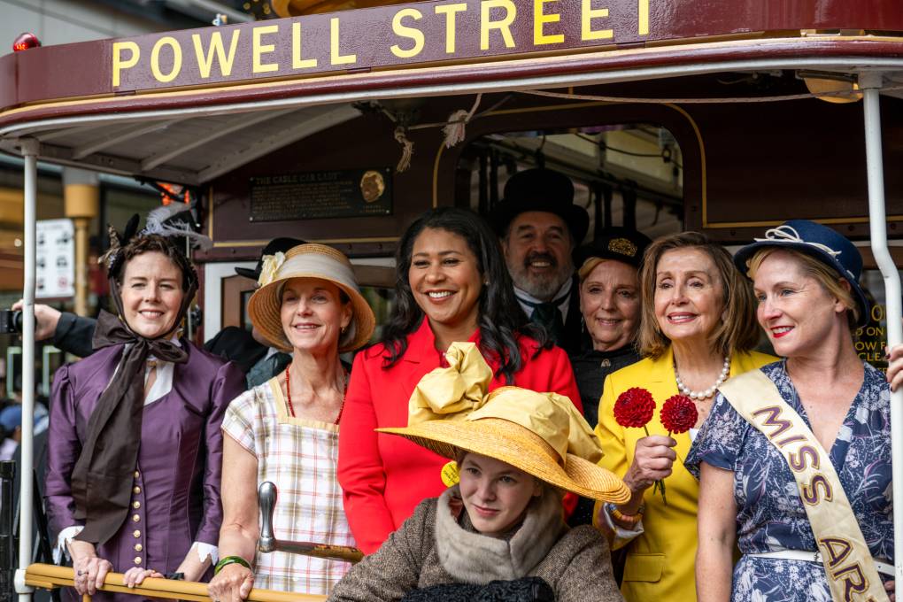 Cable Car women